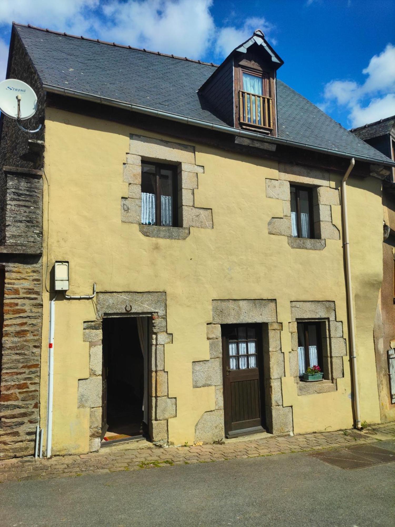 Maison Josselin Proche Chateau Exterior foto
